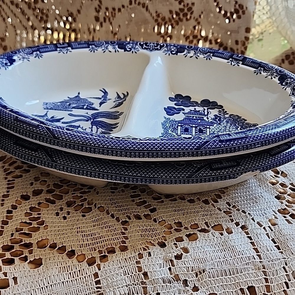 Blue Willow Vtg Set Of 2 Churchill Staffordshire England Divided Weighted Dishes